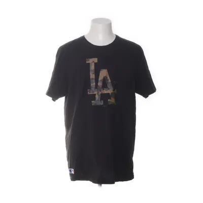 T-shirt (Svart) från New Era