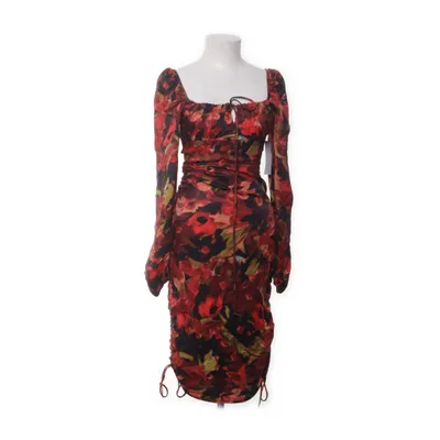 Klänning (Röd, Flerfärgad) från NA-KD