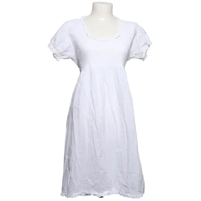 Klänning (Vit) från By Ti Mo Bomull