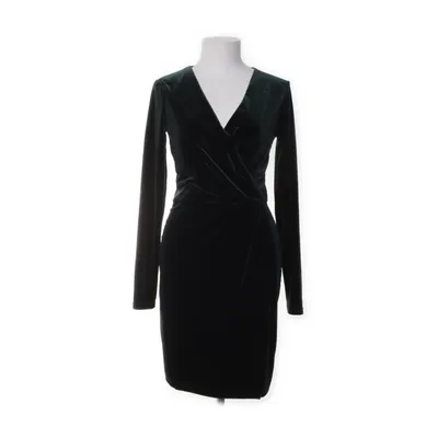 Cocktailklänning (Grön) från MbyM