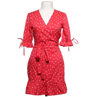Omlottklänning (FLIRTY WRAP DRESS) från NLY Trend Polyester