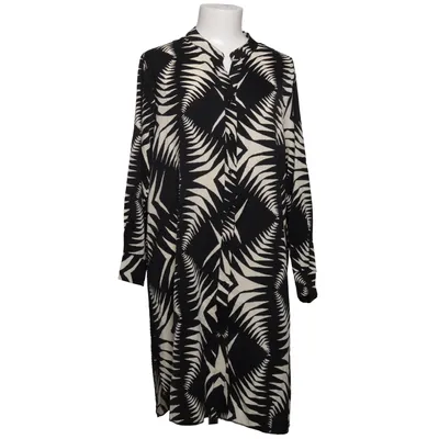 Wrap dress (Black, White) from Menglu Polyester