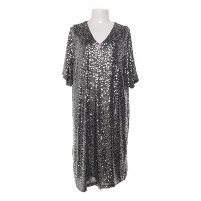 Cocktailklänning (Silverfärgad) från ONLY Carmakoma Polyester, Elastan