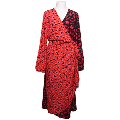 Omlottklänning (Röd, Svart, Flerfärgad) från Simply Be Återvunnen polyester