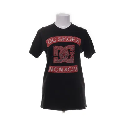 T-shirt (Svart, Röd) från DC Shoes Bomull