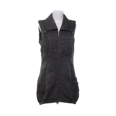 Outer vest (Gray) from Ze-Ze Nylon