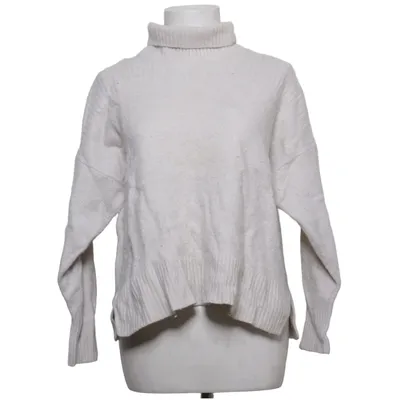 Turtleneck (Beige) from Jackpot