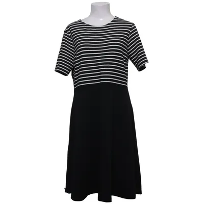 Dress (Black, White) from Dorothy Perkins