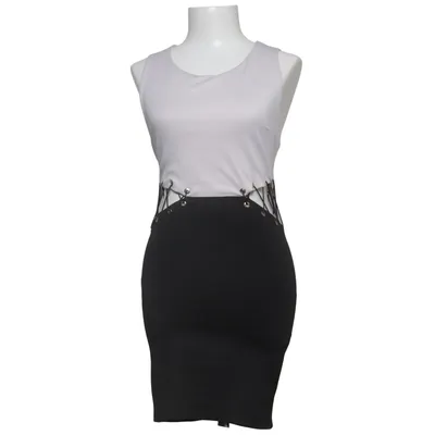 Robe (Blanc, Noir) de Bershka Dressy Collection Coton, Modal