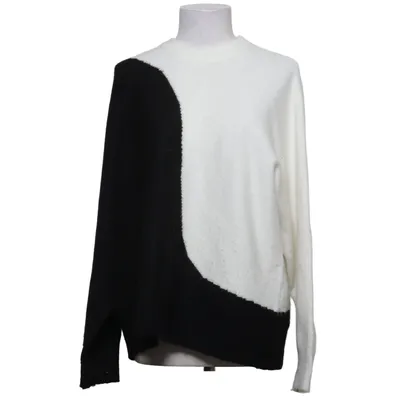 Tröja (Svart, Vit) från VILA Akryl