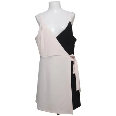 Omlottklänning (Svart, Beige) från New Look Elastan, Polyester