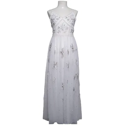 Aftonklänning (Vit) från Frock and Frill