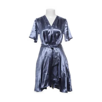 Omlottklänning (Metallic Wrap Over Dress) från NA-KD Polyester