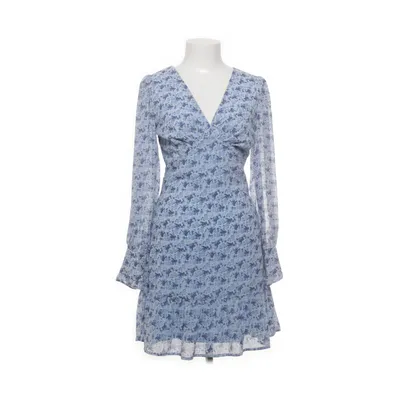 Klänning (VIVALERIA V-NECK L/S DRESS/DC/SU) från VILA Clothes