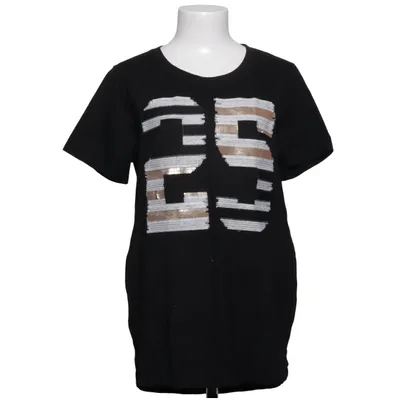 T-shirt (Black) from Mystery Jane