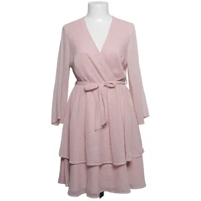 Slå-om-kjole (Ruffled Wrap Mini Dress) fra Céline & Talisa x NA-KD Polyester