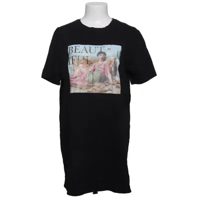 T-shirt (Svart) från Donna Romina x NA-KD Bomull