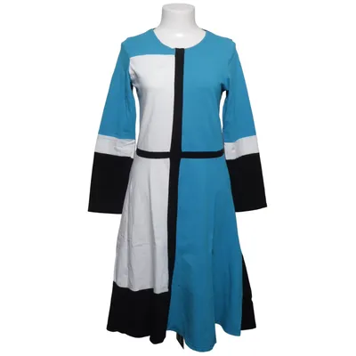 Klänning (Blå, Vit, Svart) från Lilla Bao Bomull, Elastan