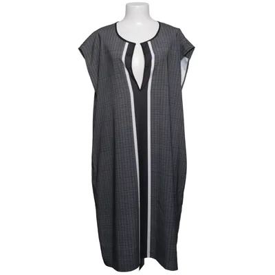 Robe (Gris, Noir, Blanc) de Mart Visser Polyester