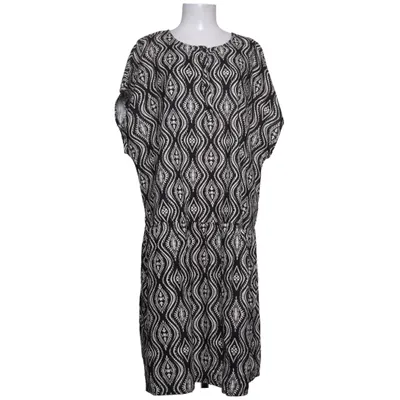 Klänning (Svart, Vit) från Mya Linne, Viskos