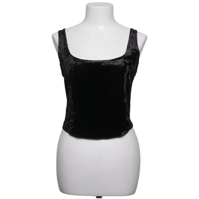 Crop top (Black) from 24Colours