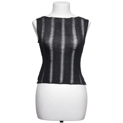 Topp (Svart) från PrettyLittleThing