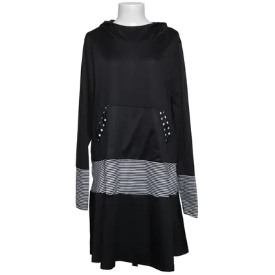 Robe à capuche (Noir, Blanc) de Misslook