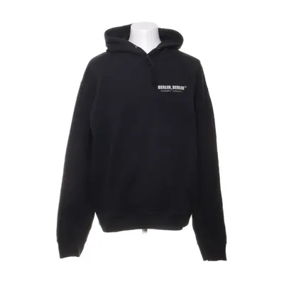 Huvtröja (Svart) från Highsnobiety