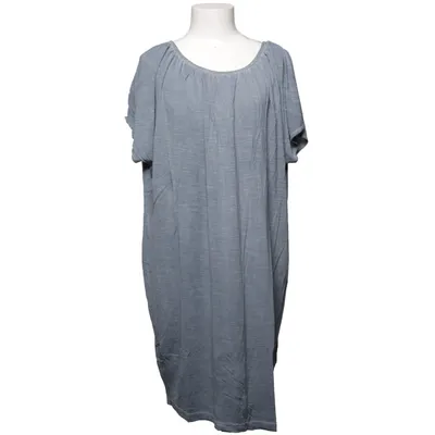 Klänning (Melinda Wing Sl. Dress) från Pulz Jeans Viskos