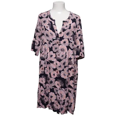 Jurk (Roze, Zwart, Meerkleurig) van Essentials Viscose