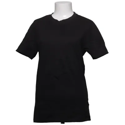 T-shirt (Svart) från Studio Total Bomull