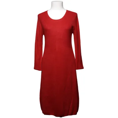 Robe (Rouge) de Gefa Acrylique