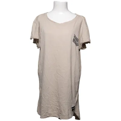 T-shirt (Beige) fra Adrian Hammond