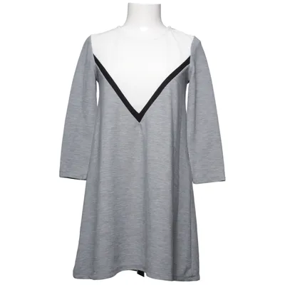 Robe (Gris, Blanc) de Stradivarius Élasthane, Polyester