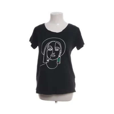 T-shirt (Svart) från Uoozee