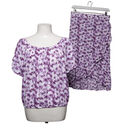 Sæt (Lilla, Hvid) fra Marie Serneholt Viscose