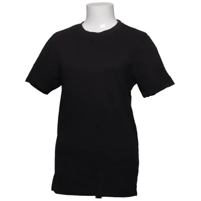 T-shirt (Sort) fra Studio Total Bomuld