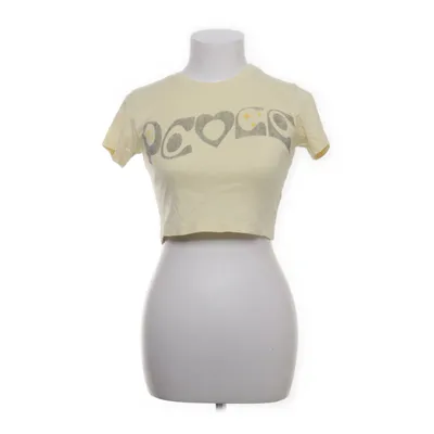 T-shirt (Gul) från Urban Outfitters