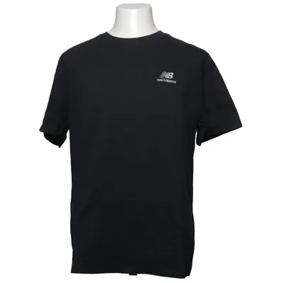 T-shirt (Svart) från New Balance