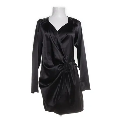 Wikkeljurk (Zwart) van NA-KD Polyester, Acetaat