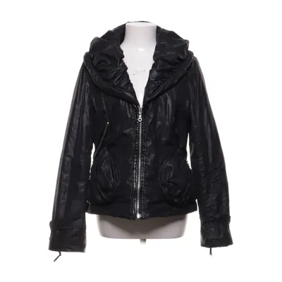 Jacket (Black) from Alexo