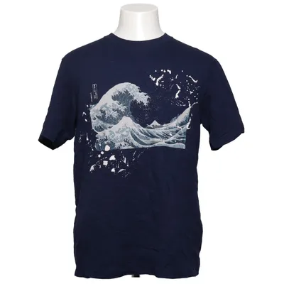 T-shirt (The Great Wave Off Kanagawa) from Uniqlo x UT