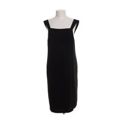Klänning (Svart) från Almia Polyester