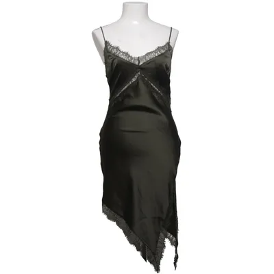 Underklänning (Grön) från Gina Tricot Återvunnen polyester