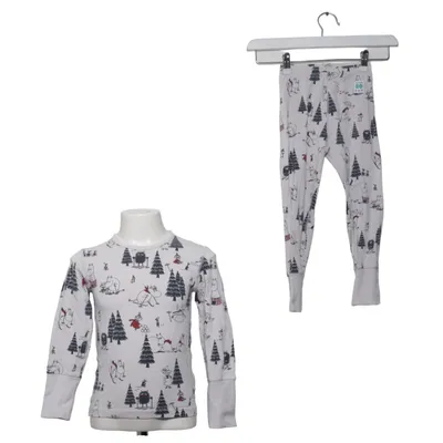 Pyjamas (Vit, Flerfärgad) från Polarn O. Pyret Elastan, Ekologisk bomull