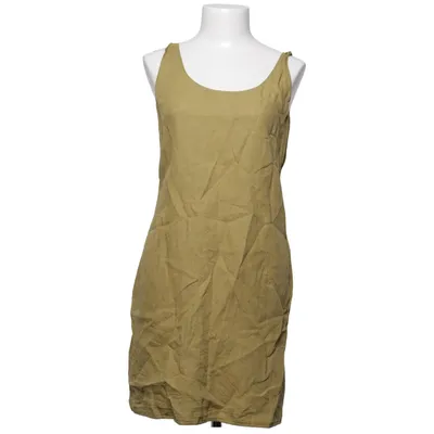 Robe (Beige) de K & US Lin