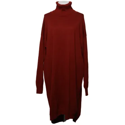 Robe à col roulé (Rouge) de MyWear Woman Polyamide, Viscose