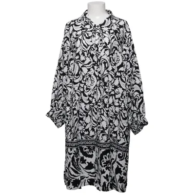 Blusenkleid (Schwarz, Weiß) von Gozzip Viskose