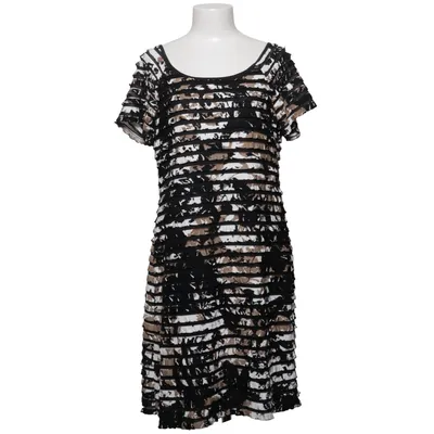 Robe (Noir, Blanc, Beige) de Connected Apparel