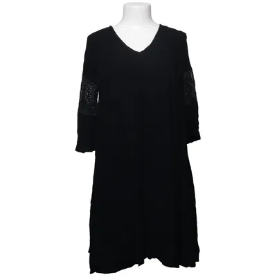 Robe (Noir) de Hillevi Viscose